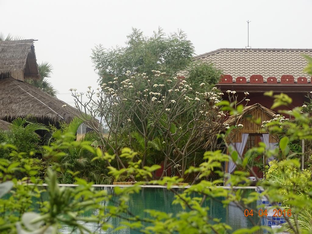 Gracious Bagan Hotel New Bagan Extérieur photo