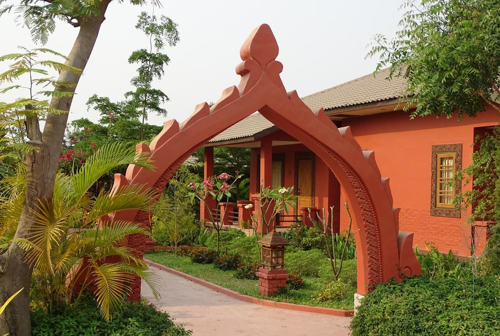 Gracious Bagan Hotel New Bagan Extérieur photo